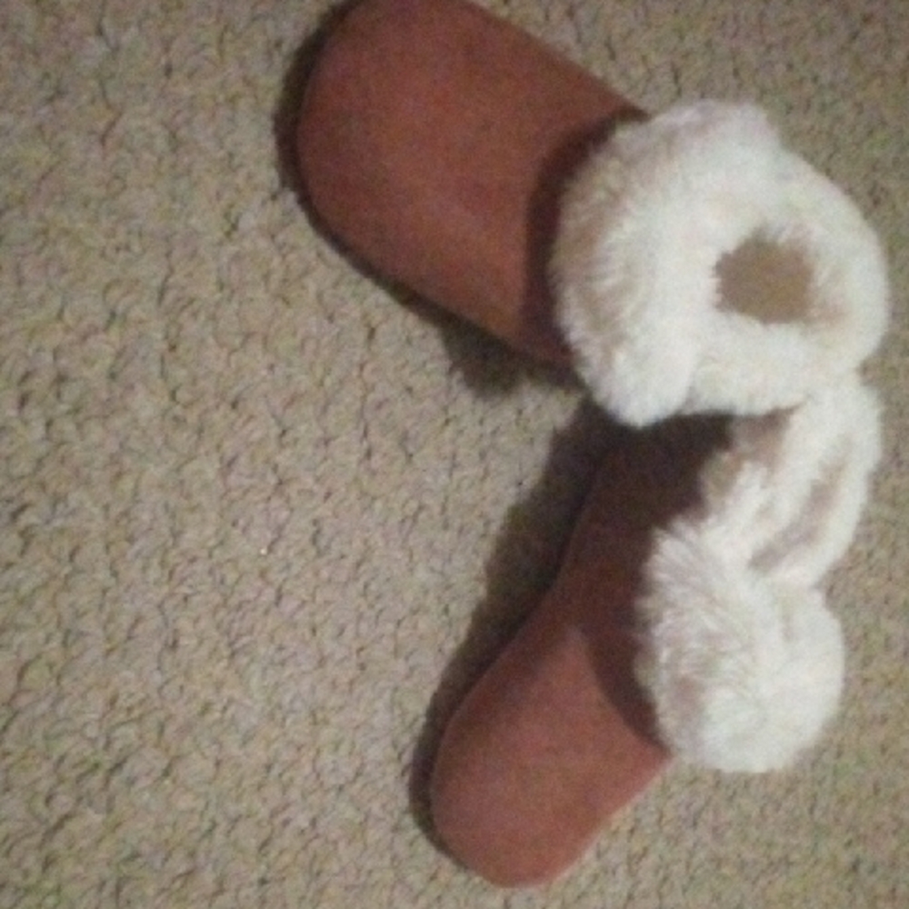 Old Navy Brown Slippers with Plush White Lining